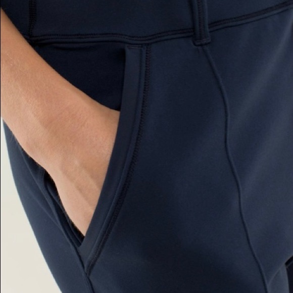 Lululemon trouser pant size 4 navy blue - Picture 9 of 9